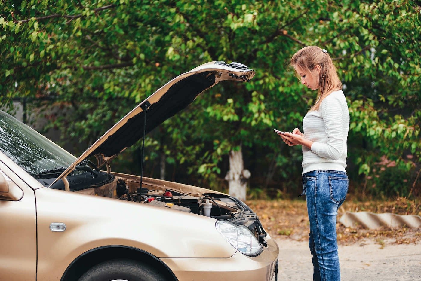 Winnipeg-Towing-roadside assistance help